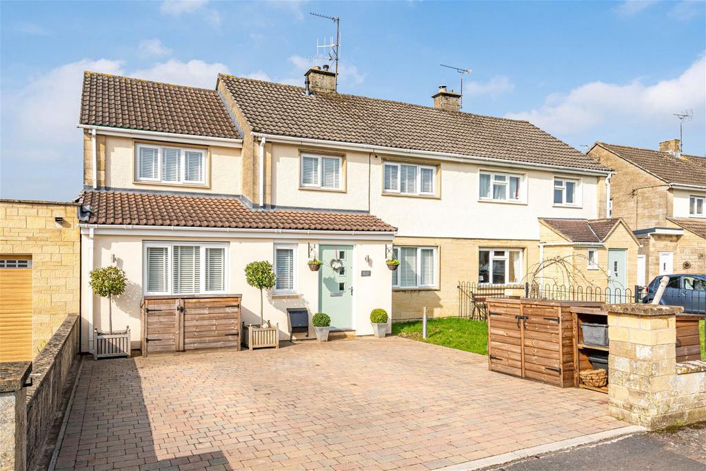 Cherry Orchard Road, Tetbury 4 bed semidetached house for sale £565,000