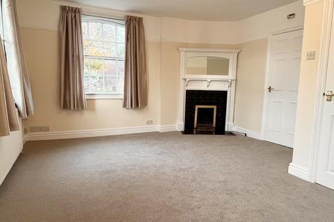1 bedroom flat to rent, The Nook, London Road, Farningham DA4 0JP