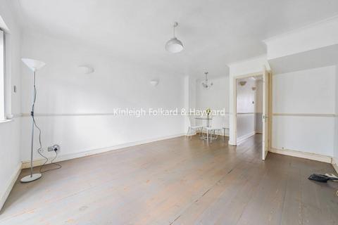 2 Willow Close, London, SE6 1JY