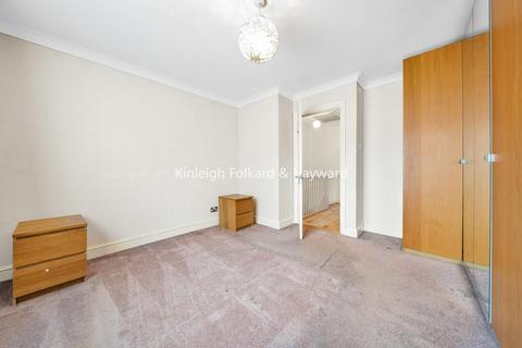2 Willow Close, London, SE6 1JY