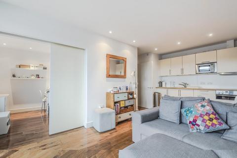 2 bedroom flat for sale - Crouch End Hill, Crouch End