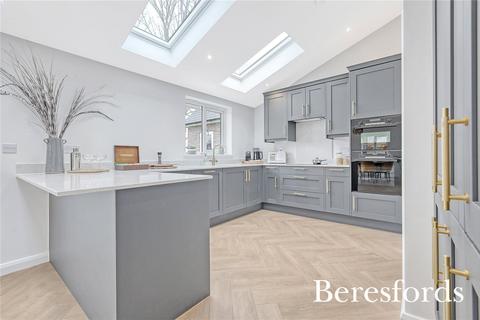 4 bedroom detached house for sale, Scholars Close, Felsted, CM6