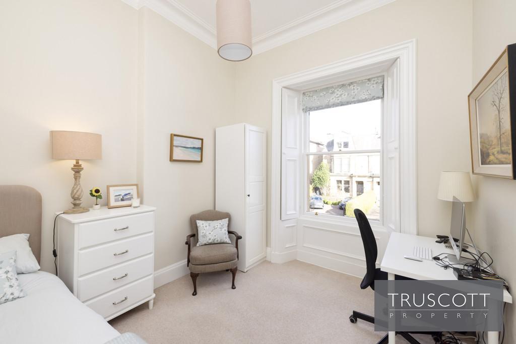 Double Bedroom 4
