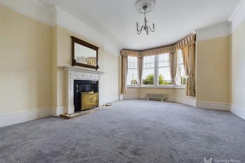 1 bedroom flat for sale - Royal Parade, Eastbourne BN22