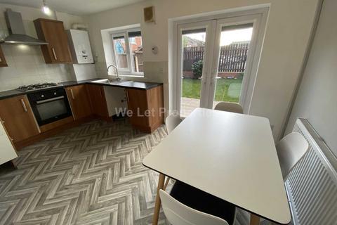 3 bedroom house to rent - Nash Street, Manchester M15