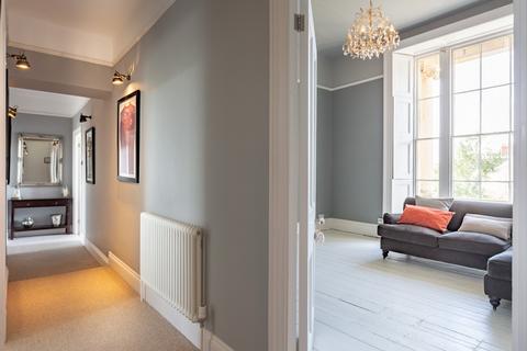 3 bedroom apartment for sale - Malvern Road, Lansdown, Cheltenham GL50