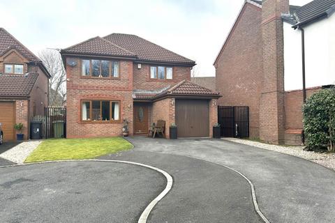 4 bedroom detached house for sale, Alligin Close, Oldham OL9