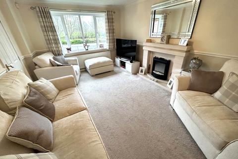 4 bedroom detached house for sale, Alligin Close, Oldham OL9