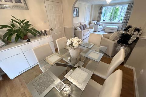 6 Alligin Close, Chadderton, Oldham, OL9 0LZ