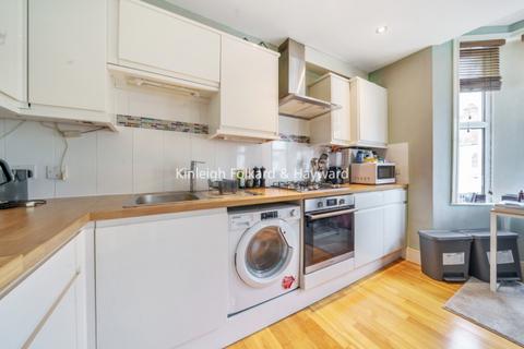 2 bedroom apartment to rent - Ravenscroft Road Beckenham BR3