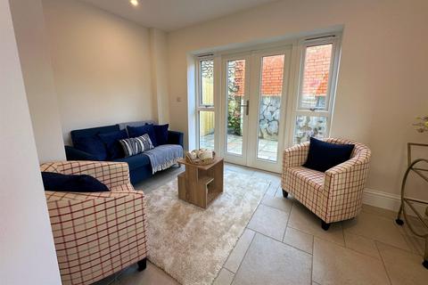 2 bedroom semi-detached house for sale, Bridport