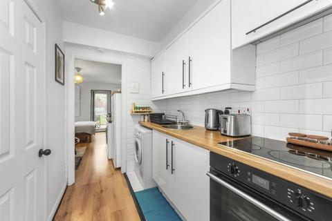 Studio for sale, Thornlaw Road, West Norwood, London, SE27