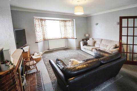 3 bedroom semi-detached house for sale, Beverley Grove, North Hykeham LN6