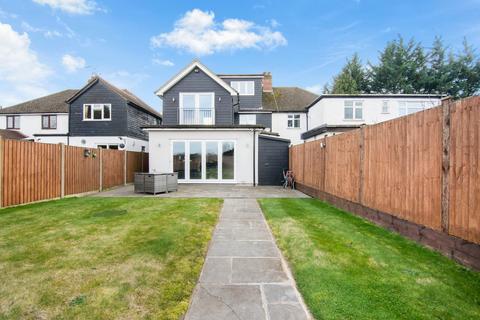 4 bedroom semi-detached house for sale, Ongar Road, Romford, RM4