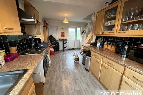 96 Bryntirion, Ynysboeth, Mountain Ash, CF45 4EX