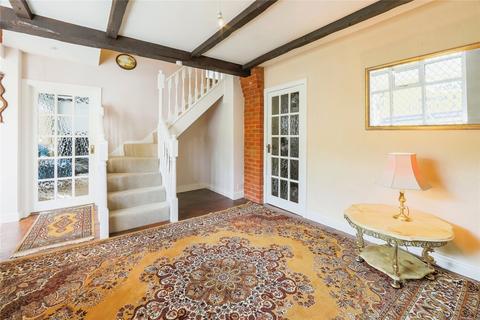 24 Bath Road, Calcot, Reading, RG31 7QJ