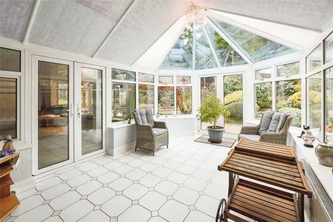 24 Bath Road, Calcot, Reading, RG31 7QJ