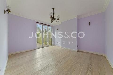 5 bedroom end of terrace house to rent - Boston Manor Road, Brentford, London, TW8