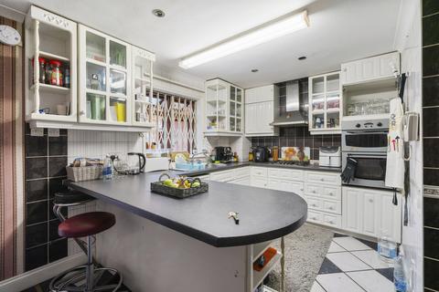 4 bedroom terraced house for sale, Tindal Street, SW9