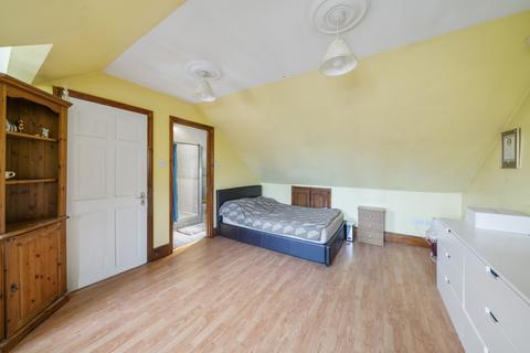 4 bedroom terraced house for sale, Tindal Street, SW9