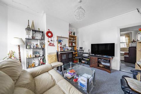 5 Glenthorne Road, Kingston Upon Thames, KT1 2UB