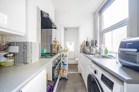 5 Glenthorne Road, Kingston Upon Thames, KT1 2UB