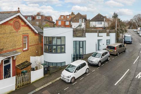 3 bedroom detached house to rent - The Drove, Brighton, East Sussex, BN1
