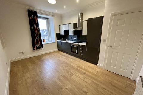 2 bedroom flat to rent, Forfar Road, , Dundee