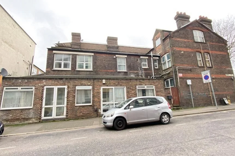 4 bedroom flat for sale, Dudley Street, Luton LU2