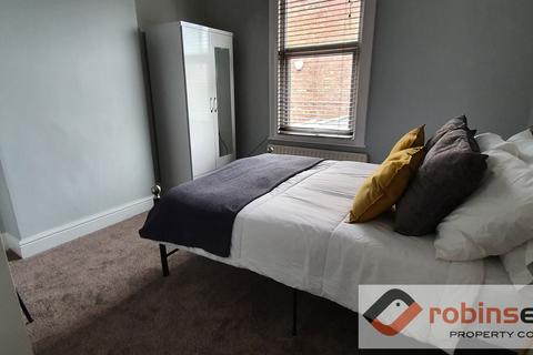 4 bedroom terraced house to rent, Brailsford Road, Nottingham, NG7 2JU