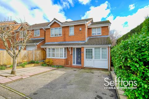 5 bedroom detached house for sale - Roundhead Court, NR7