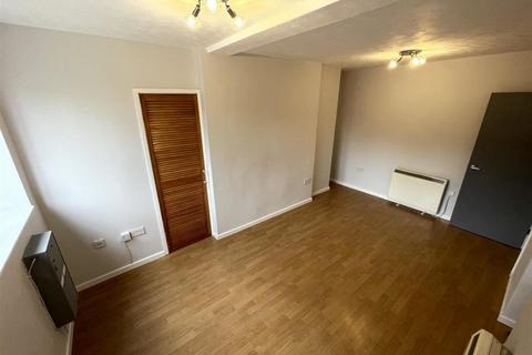 2 bedroom flat for sale - Rosalind Court, Salford M5