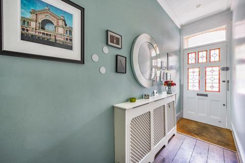 6 Baden Road, London, N8 7RJ