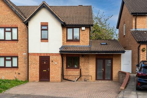 Hamilton, Leicester LE5