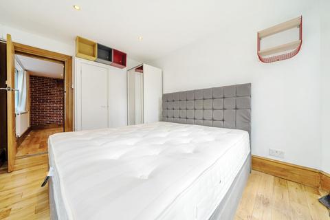 2 bedroom property to rent - Bermondsey Street, London, SE1