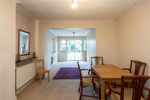 180 Queens Road, London, SW19 8LY