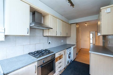 180 Queens Road, London, SW19 8LY