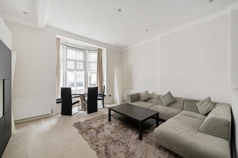 1 bedroom flat for sale, Gloucester Terrace, London, W2.