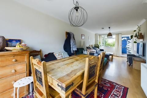 3 Kirkby Close, Cambridge, CB4 1XP