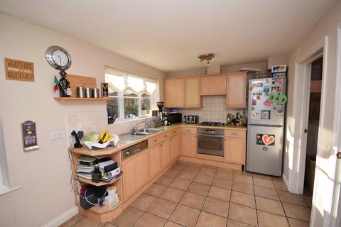 4 bedroom detached house for sale, The Old Orchard, Wrecclesham, Farnham, GU9