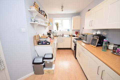 2 bedroom apartment for sale - Sumner Road, Farnham, Surrey, GU9
