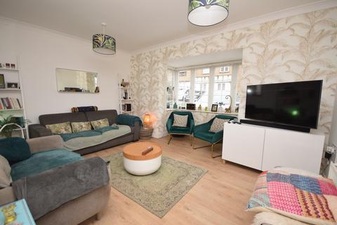 5 bedroom end of terrace house for sale - Allington Close, Farnham, Surrey, GU9
