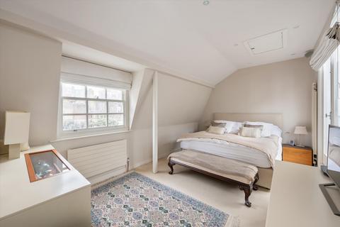 3 bedroom terraced house for sale, Devonshire Close, London, W1G