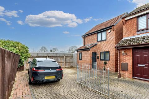 3 bedroom detached house for sale - Bampton Close, Oxford, OX4