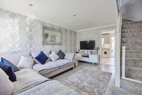 42 Elliott Avenue, Ruislip, HA4 9LZ