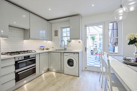 42 Elliott Avenue, Ruislip, HA4 9LZ