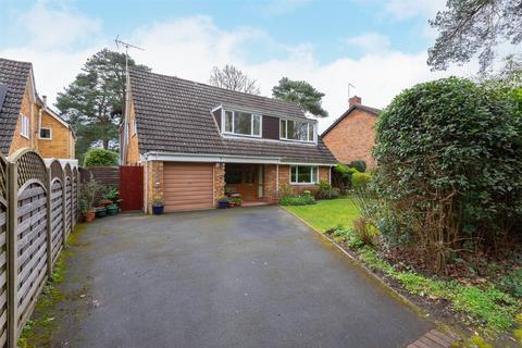 4 bedroom detached house for sale, Roundway, Camberley, Surrey, GU15