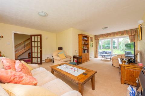 4 bedroom detached house for sale, Roundway, Camberley, Surrey, GU15