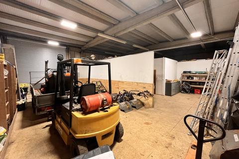 Industrial unit to rent, The Dell, North Common, Sherfield English, Romsey, SO51 6JT