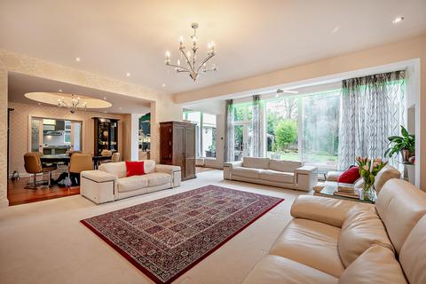 6 bedroom detached house for sale, Newick Avenue, Sutton Coldfield, Staffordshire, B74